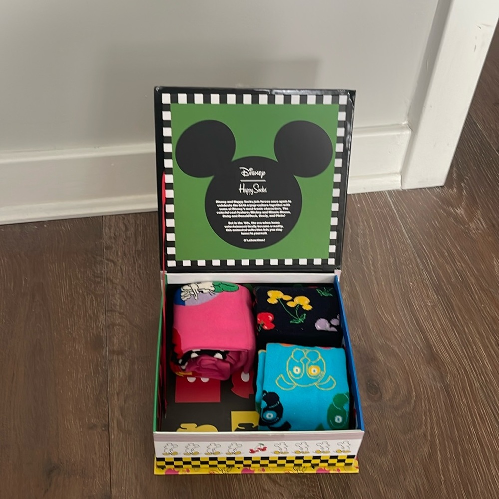 3 pairs of brand new never worn socks: Disney x Happy Socks collab